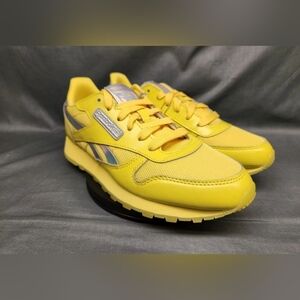 Reebok Kids Classic Leather Casual Sneakers Yellow Silver Size 7 NEW NO BOX!